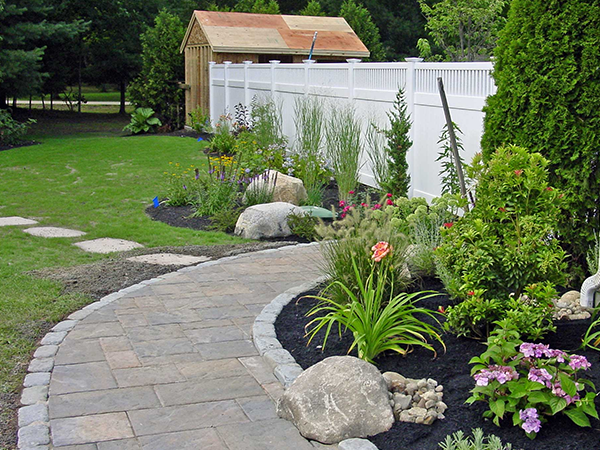 Renowash paver walkway https://illinoishomehero.com/wp-content/uploads/2024/05/Renowash-paver-walkway.png