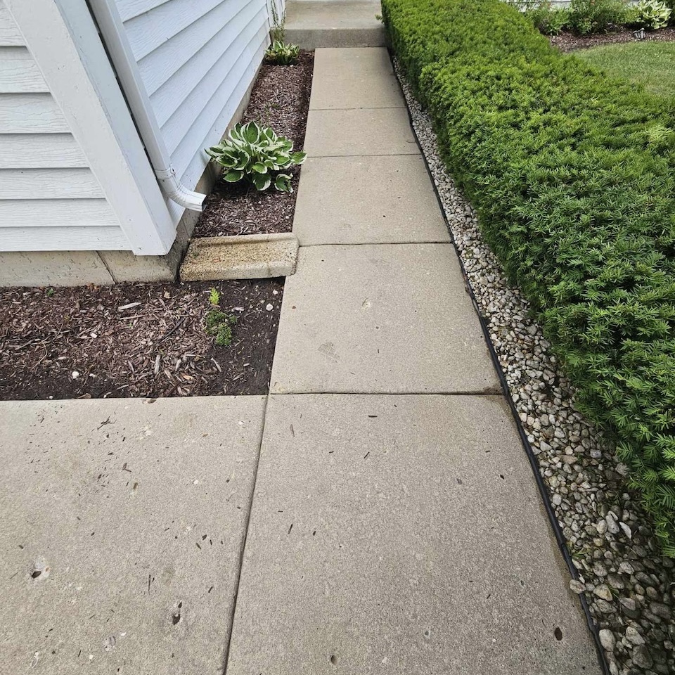 https://illinoishomehero.com/wp-content/uploads/2024/09/IMG_7791-1.jpg